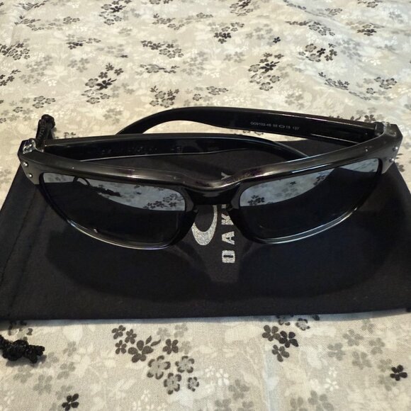 Oakley Sunglasses Holbrook Polished Two Tone frame  Prizm Polarized 9102 - Picture 10 of 11